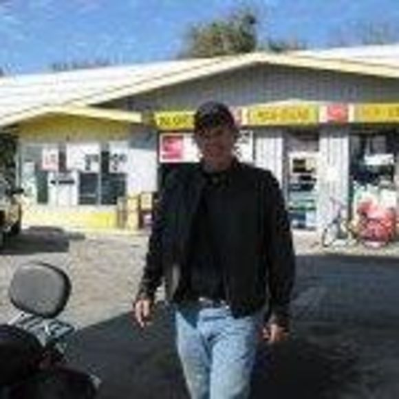 Meet your Posher, Samuel - Picture 1 of 1